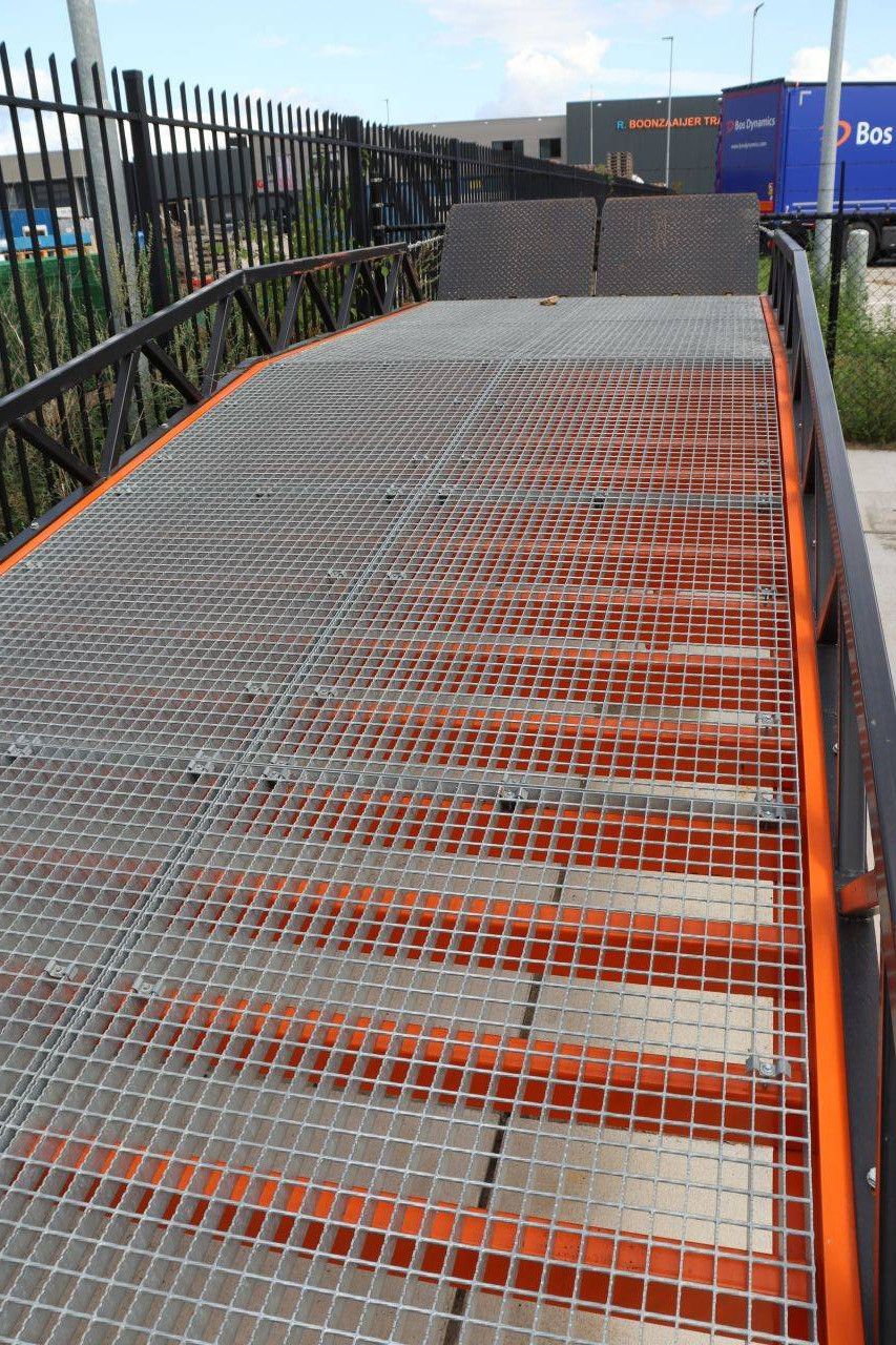 Mobile Ladebrücke Saurus 10t