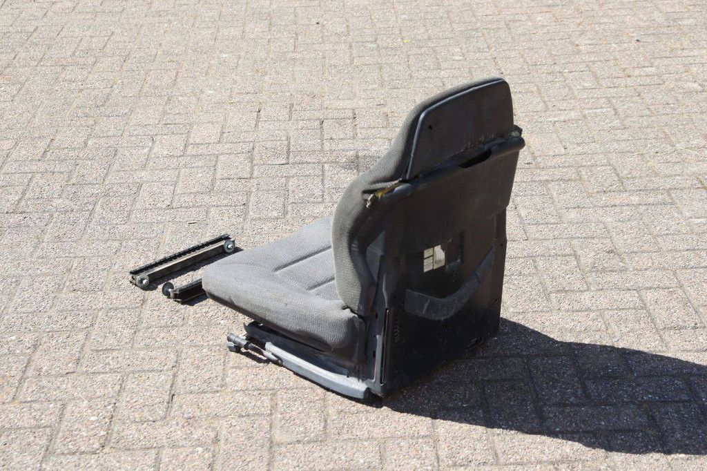 Machine chair