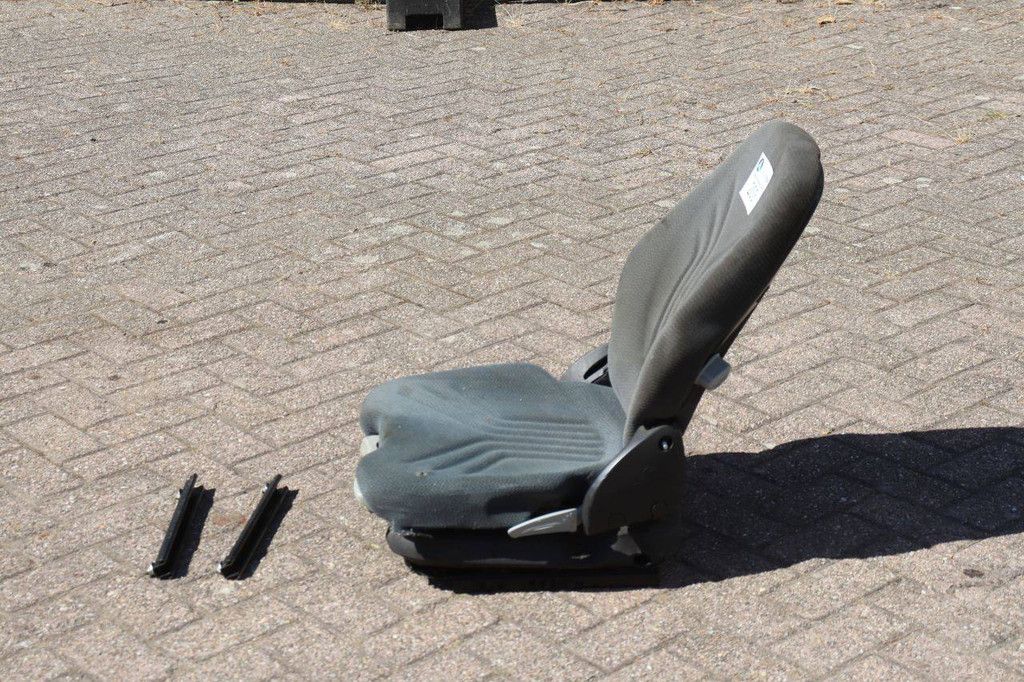 Machine chair