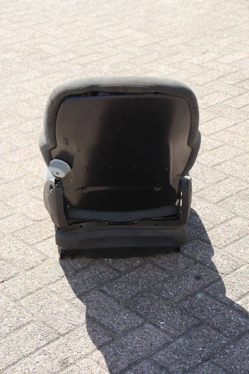 Machine chair