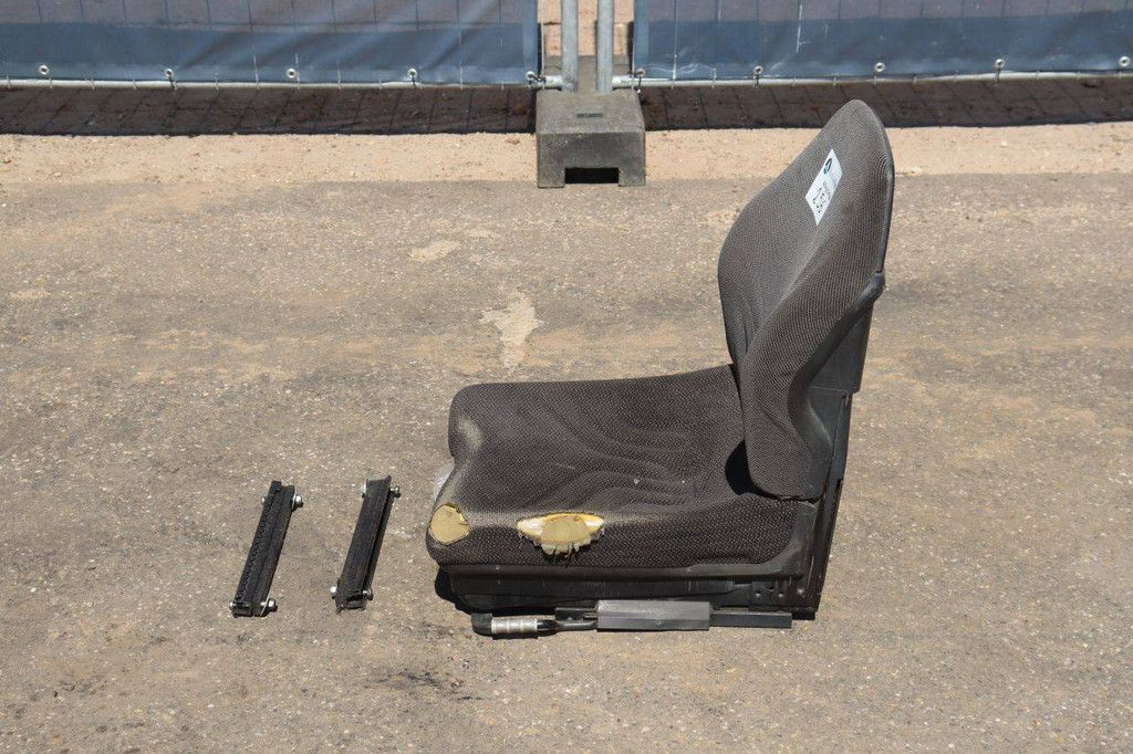 Machine chair