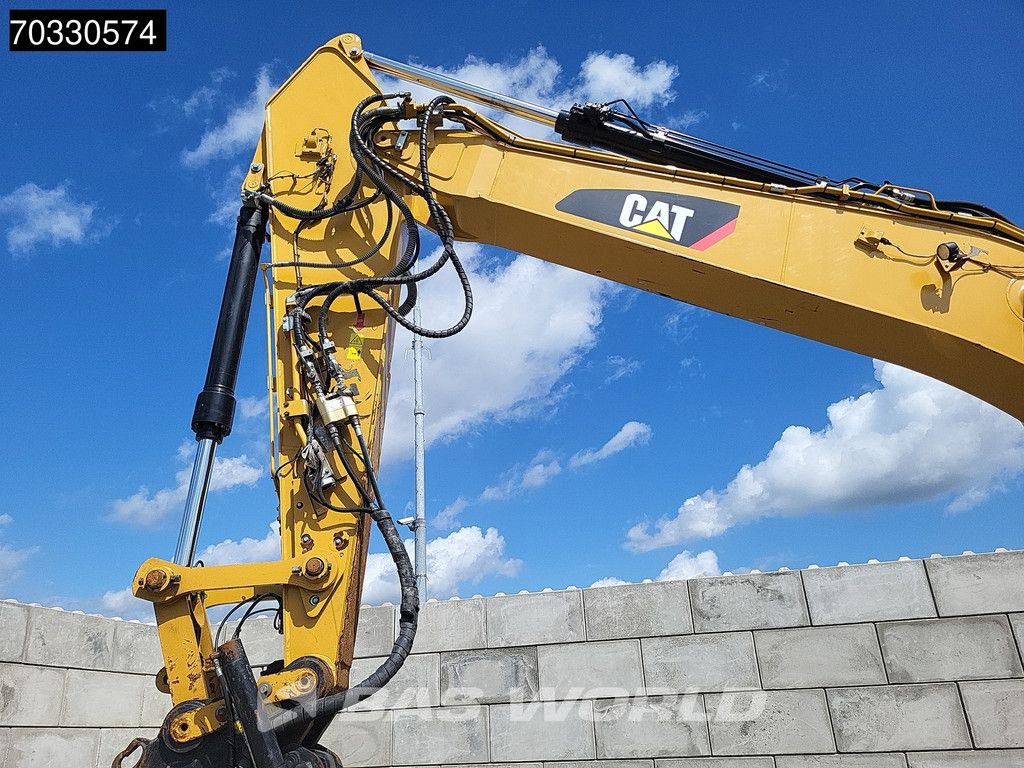 Caterpillar 326 -07A Tiltrotator - 2 Buckets