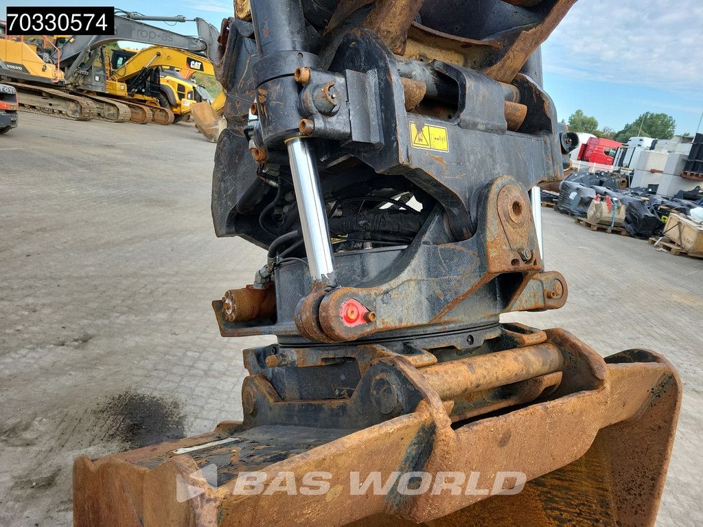 Caterpillar 326 -07A Tiltrotator - 2 Buckets