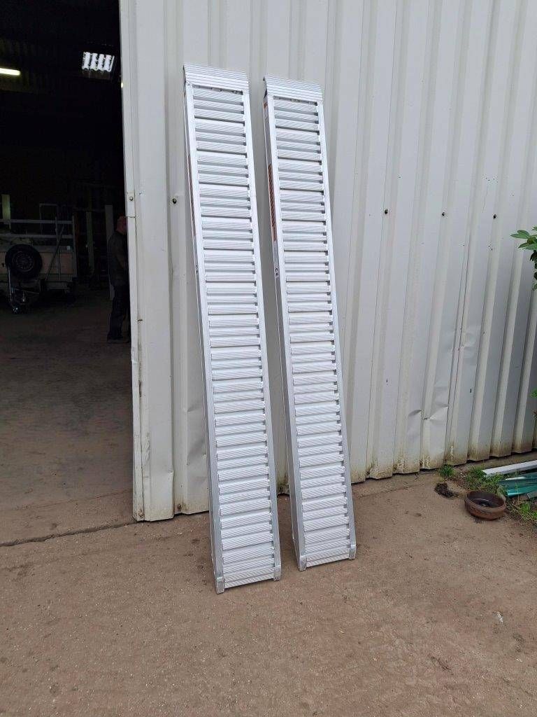 Laderampen 3000 kg Neu