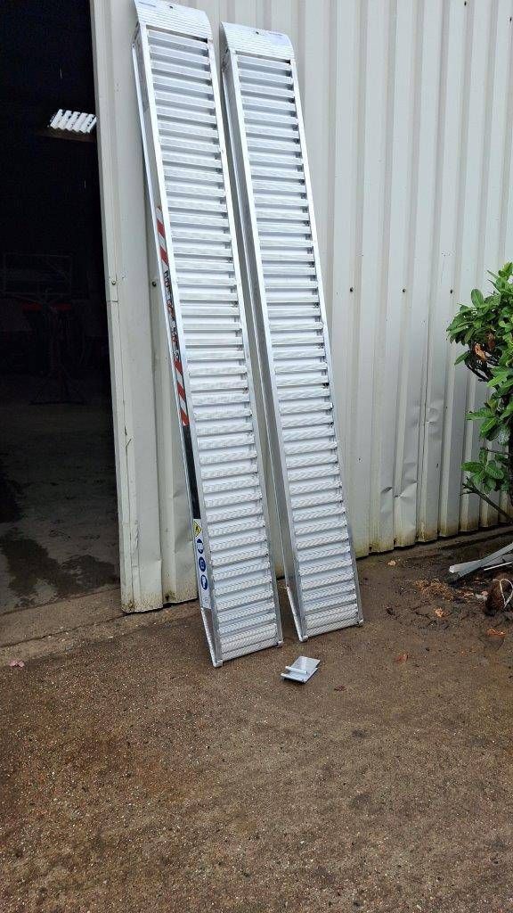 Loading ramps 3.00x0.36m 4500kg New