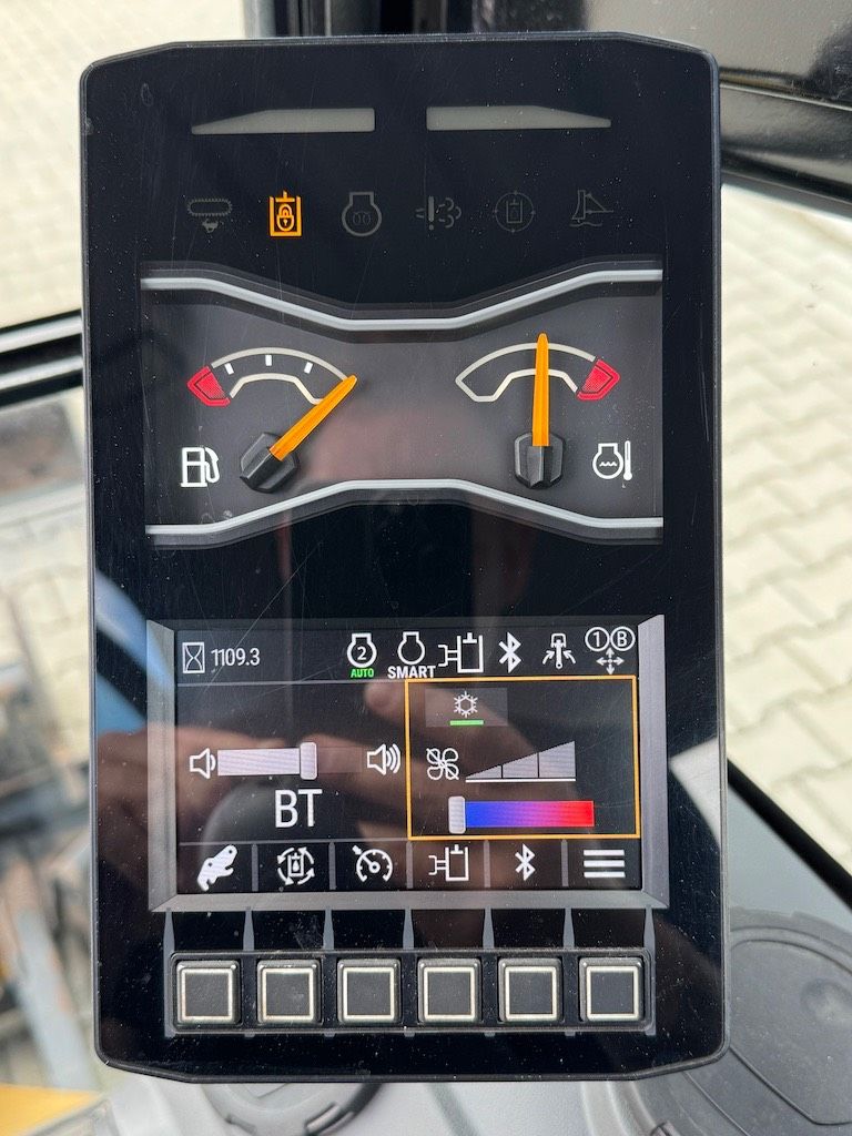 CAT 301.8