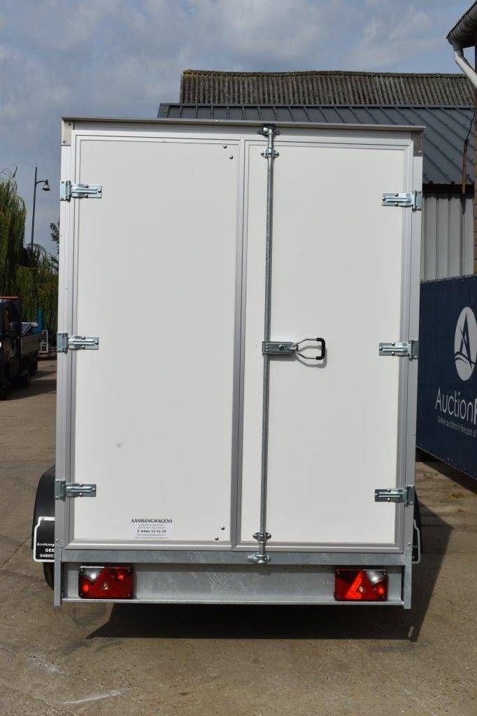 Gesloten Aanhangwagen Kerenzo 750kg 3.0x1.50x1.80m Nieuw