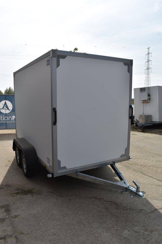 Gesloten Aanhangwagen Kerenzo 750kg 3.0x1.50x1.80m Nieuw