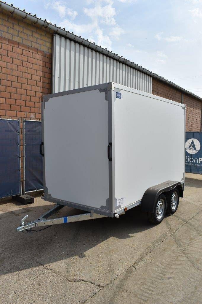 Gesloten Aanhangwagen Kerenzo 750kg 3.0x1.50x1.80m Nieuw