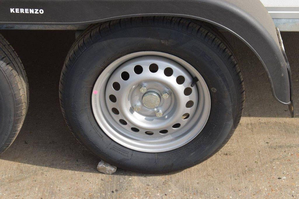 Gesloten Aanhangwagen Kerenzo 750kg 3.0x1.50x1.80m Nieuw