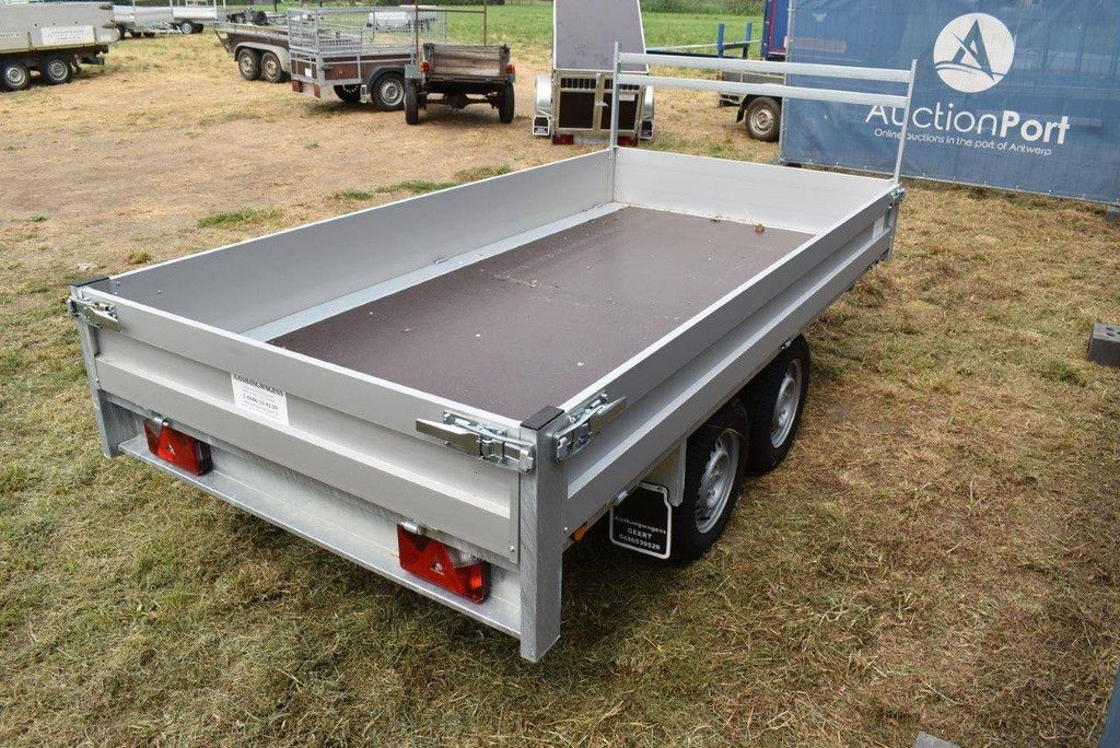 Kerenzo Trailer 750kg 250x150cm New