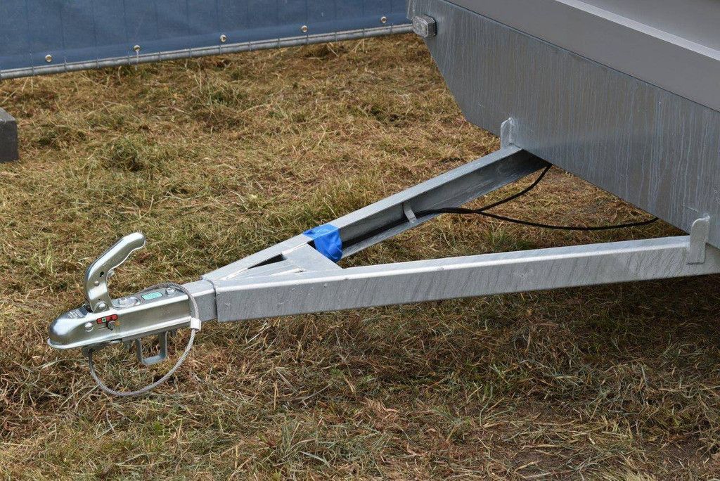 Kerenzo Trailer 750kg 250x150cm New