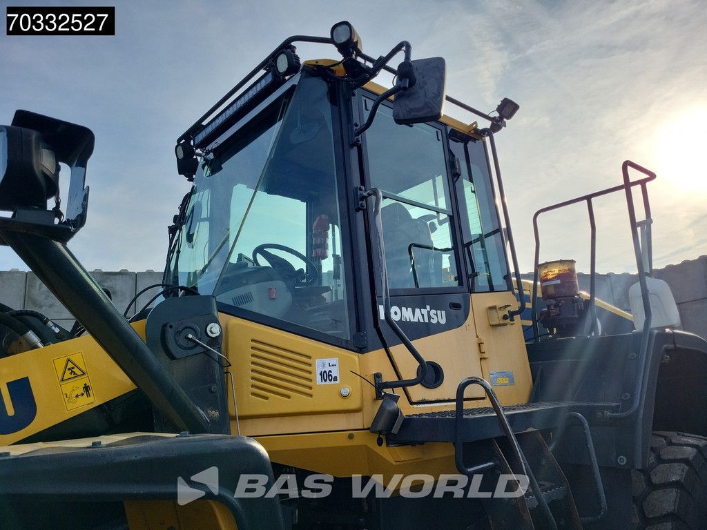 Komatsu WA380-7