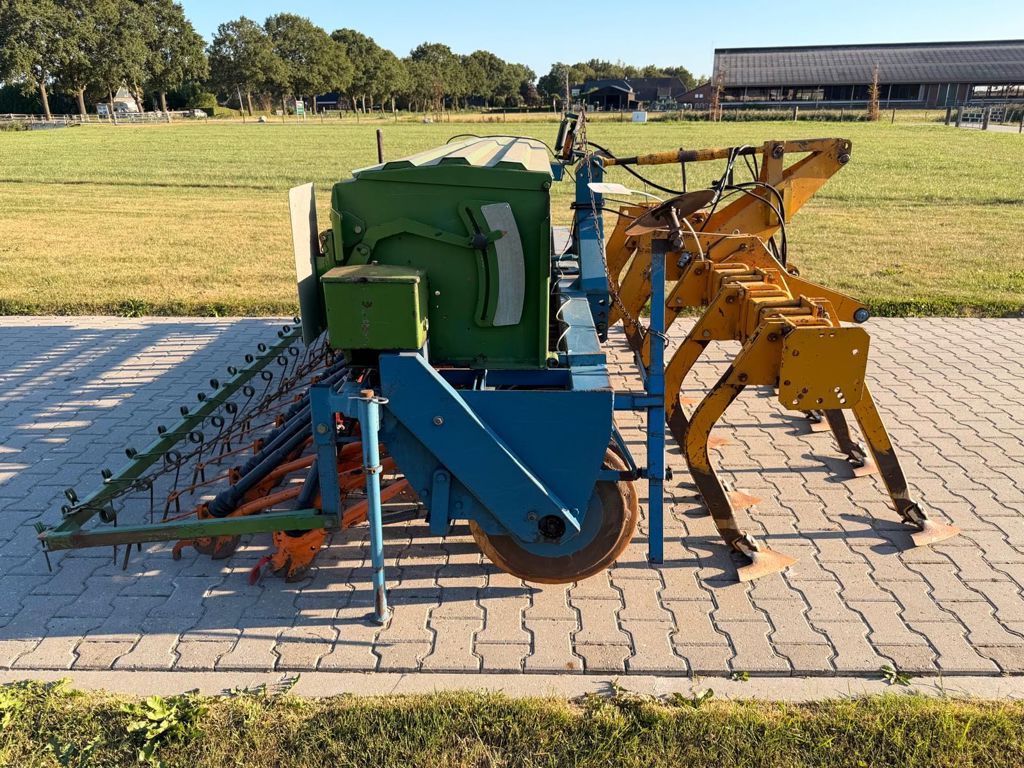 Kockerling Rumpstad met Kockerling zaaimachine