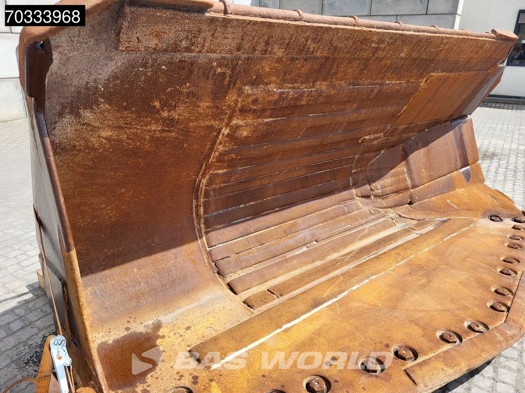 Volvo L250 H Side Tip Bucket