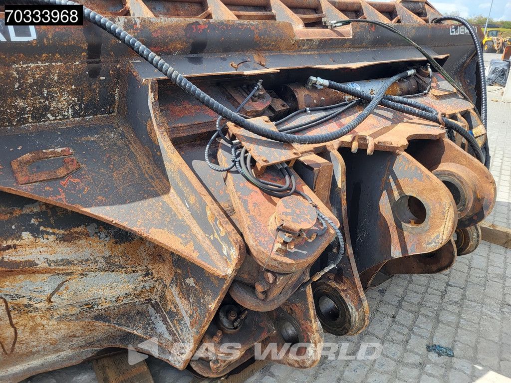 Volvo L250 H Side Tip Bucket