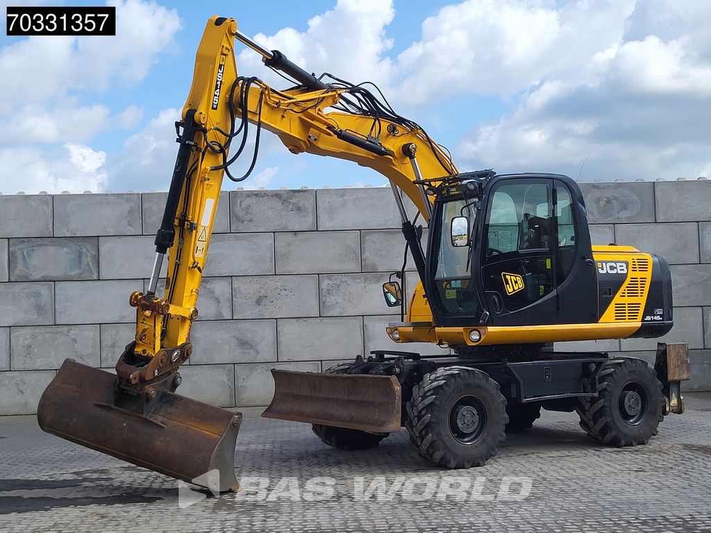 JCB JS145 W