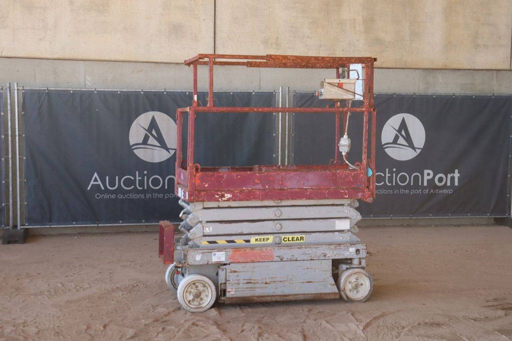 Schaarlift Skyjack SJ-3219 Elektrisch 7.8m 2010