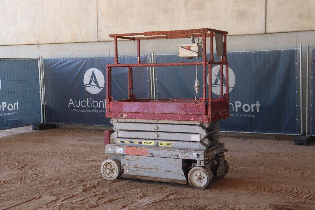 Schaarlift Skyjack SJ-3219 Elektrisch 7.8m 2010