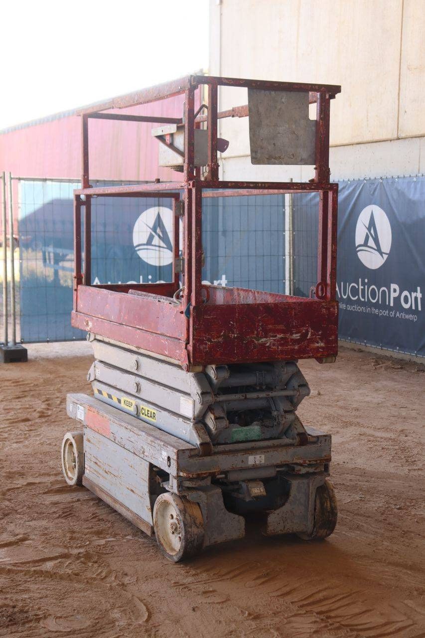 Schaarlift Skyjack SJ-3219 Elektrisch 7.8m 2010