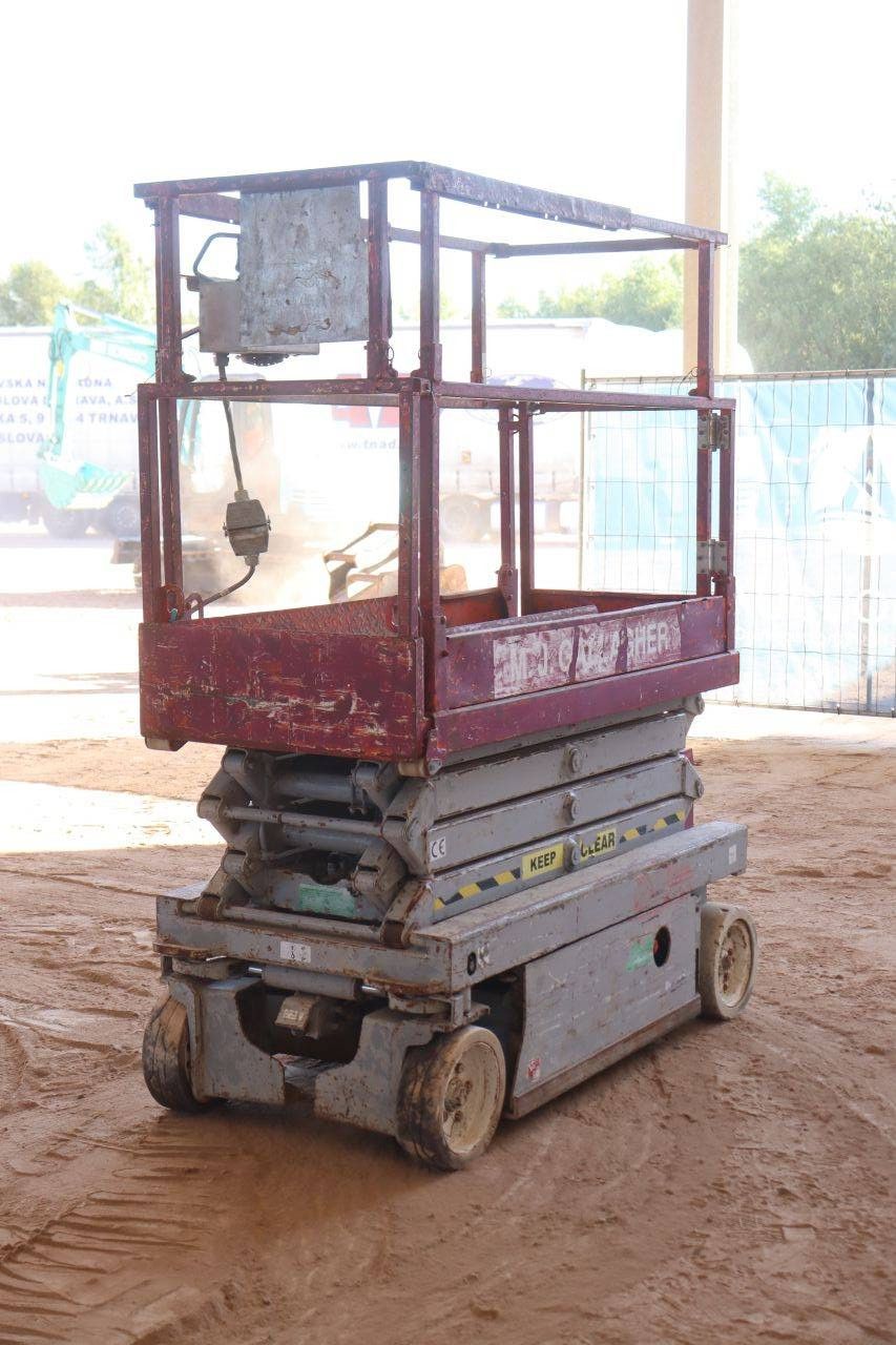 Schaarlift Skyjack SJ-3219 Elektrisch 7.8m 2010