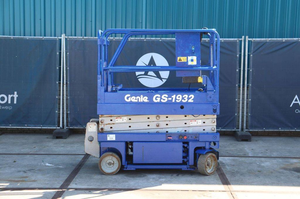 Scissor lift Genie GS-1932 Electric 7.64m
