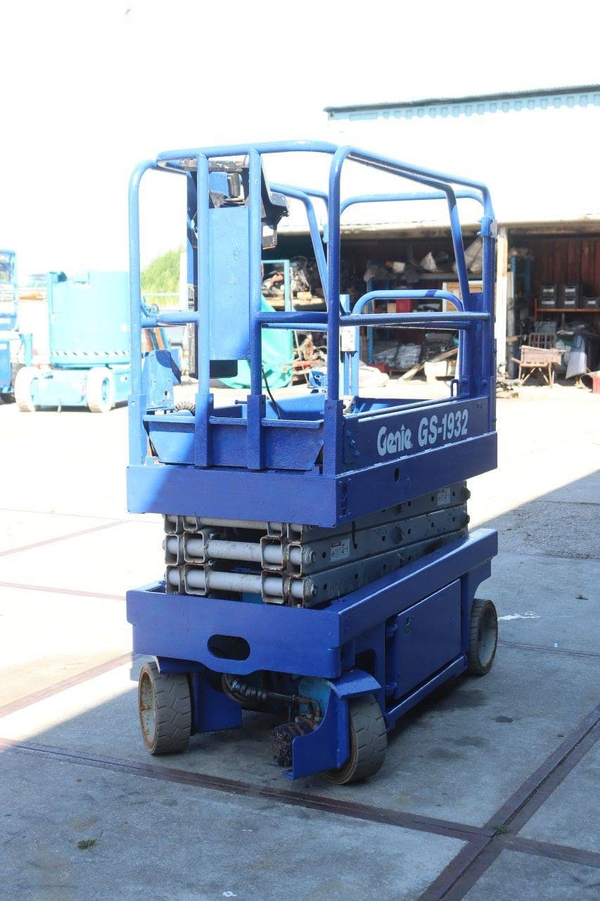 Scissor lift Genie GS-1932 Electric 7.64m