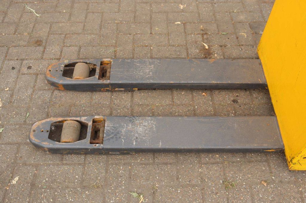 Pallet truck Jungheinrich EJE 116 Electric 1600kg 2007