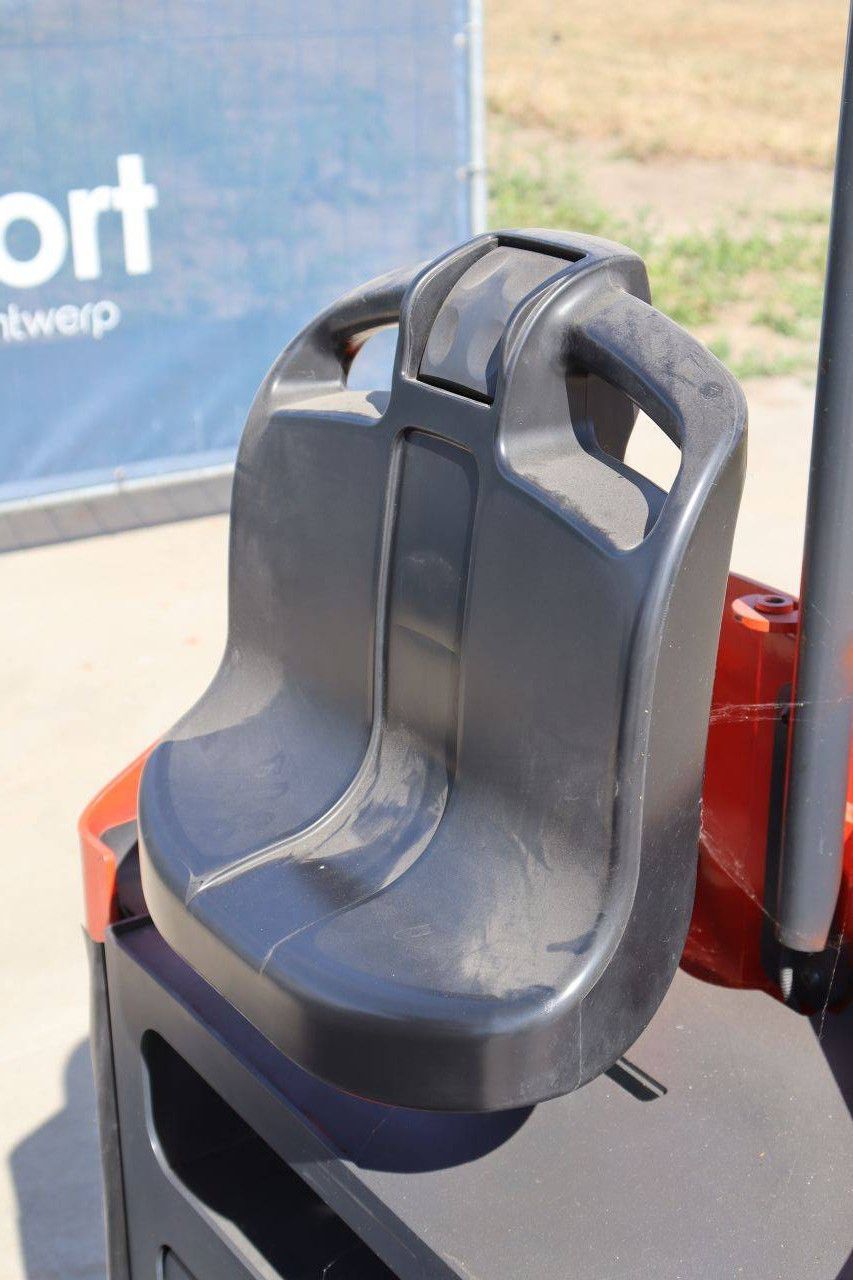 Linde P30 Elektrotraktor 3000 kg