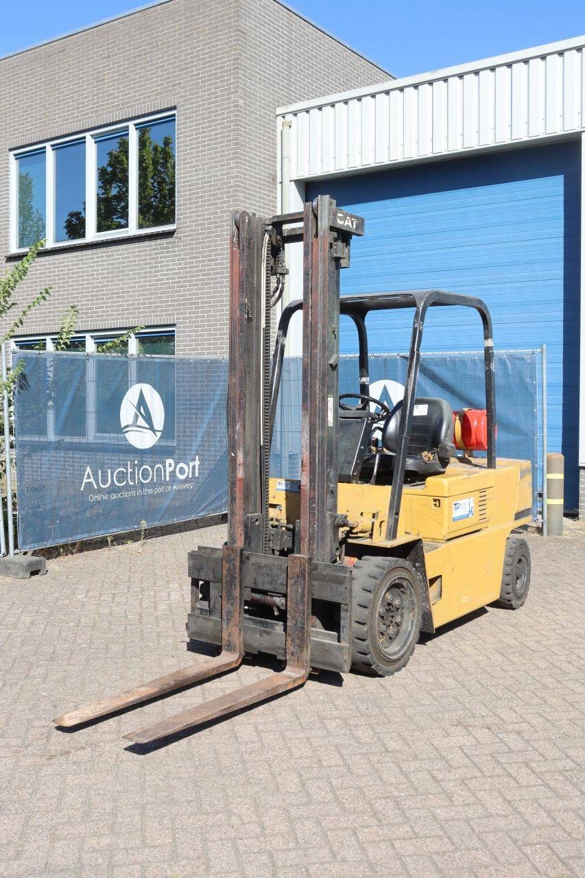Forklift Caterpillar XXXXXVC60DXXXX LPG 3000kg 3.95m 1989