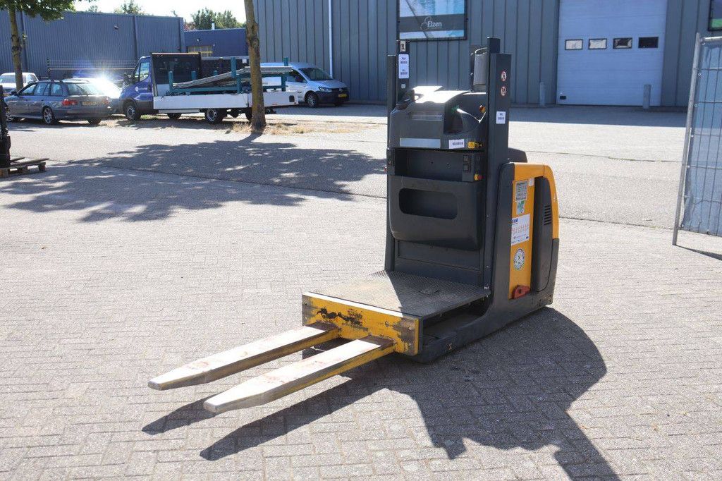 Stacker Jungheinrich EKS 110 Electric 1000kg 2006