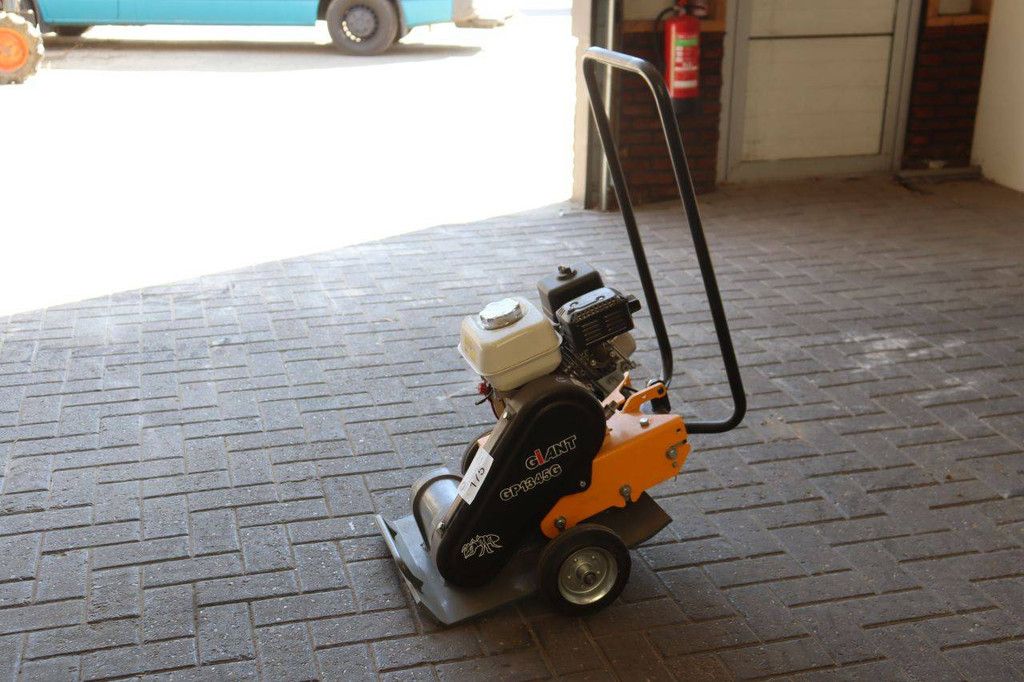 Giant GP1345G Petrol Vibratory Plate 2025