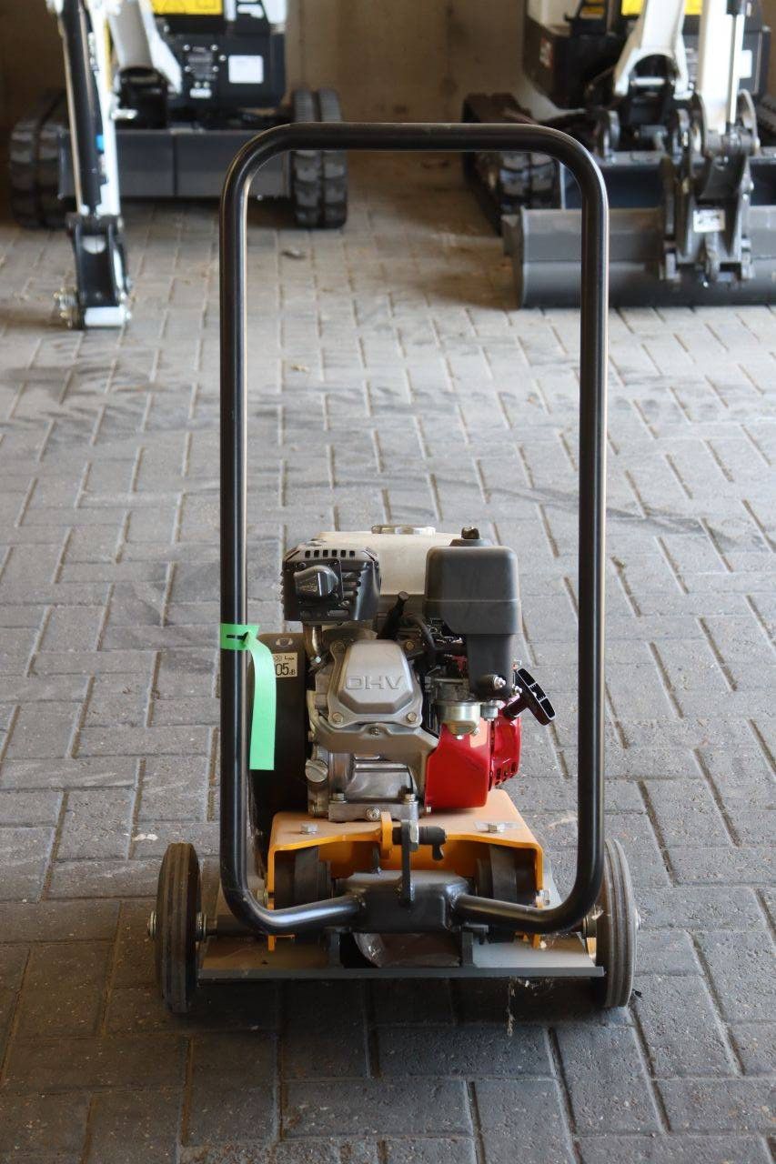 Giant GP1545G Petrol Vibratory Plate 2024