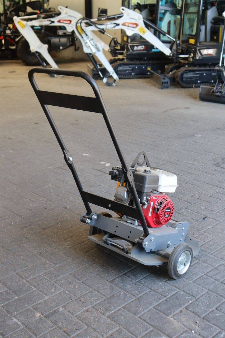 Giant GP1950G Petrol Vibratory Plate 2025
