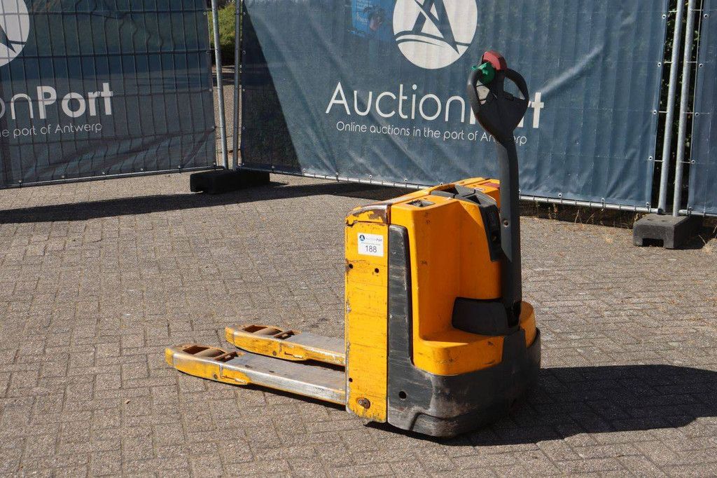 Pallet truck Jungheinrich EJE 116 Electric 1600kg 2015