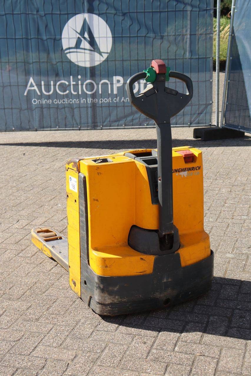 Pallet truck Jungheinrich EJE 116 Electric 1600kg 2015