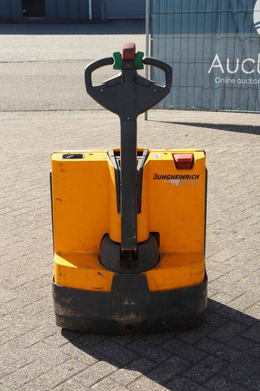 Pallet truck Jungheinrich EJE 116 Electric 1600kg 2015