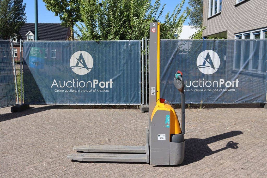 Stacker Jungheinrich EMC 110 Electric 1000kg 2018