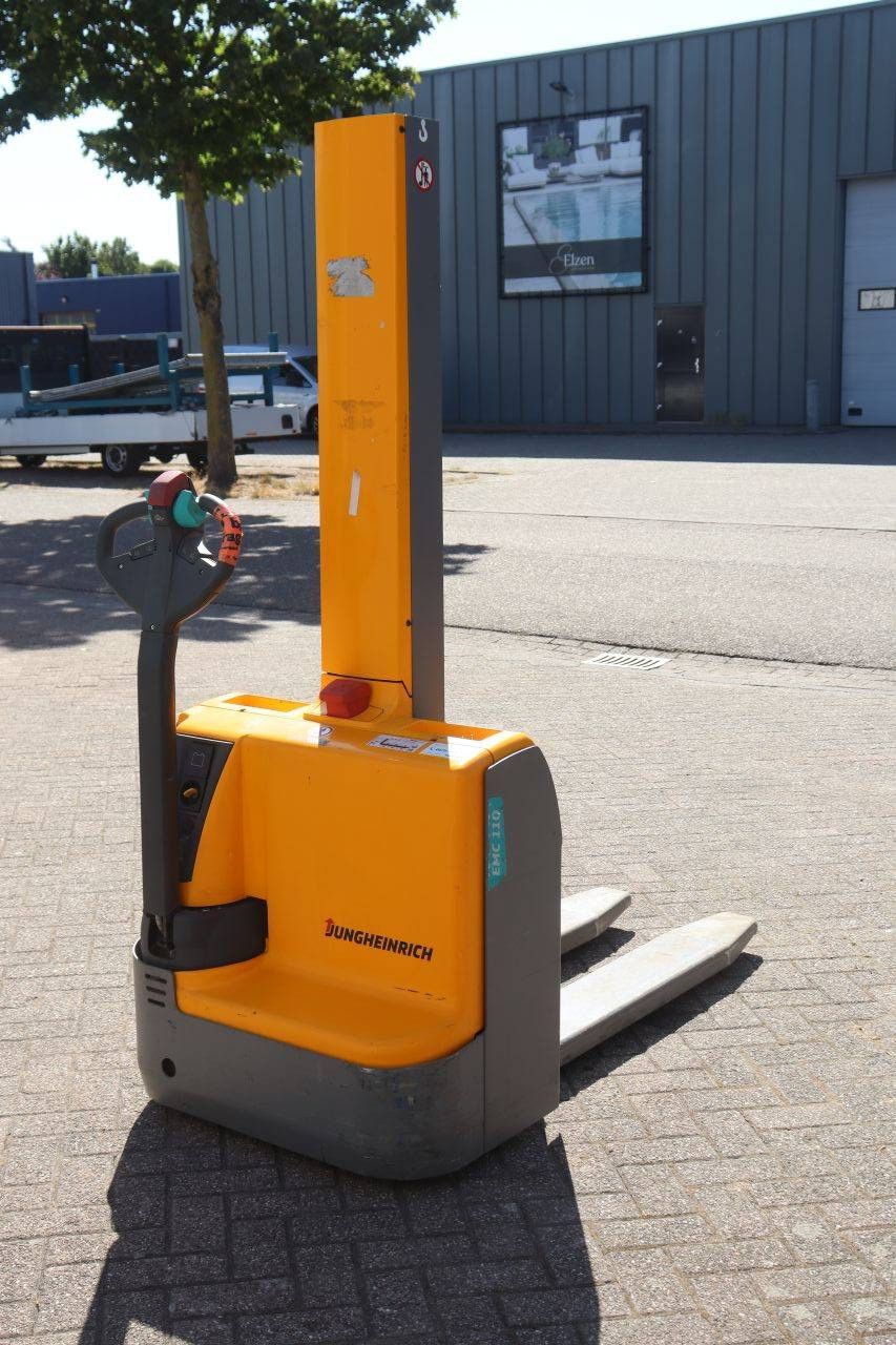 Stacker Jungheinrich EMC 110 Electric 1000kg 2018