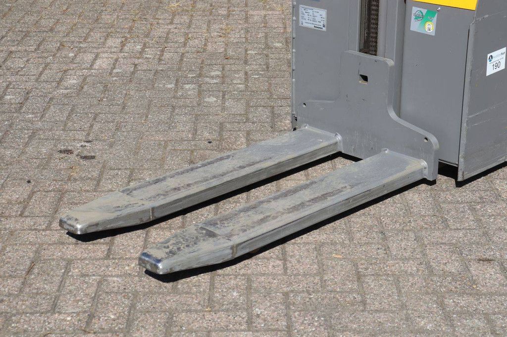 Stacker Jungheinrich EMC 110 Electric 1000kg 2018