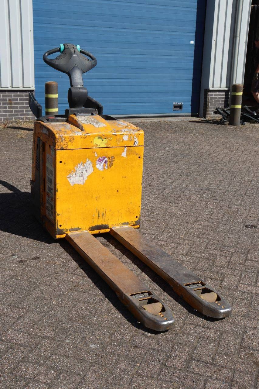 Pallet truck Jungheinrich 24 V 3 PZS 375 Electric