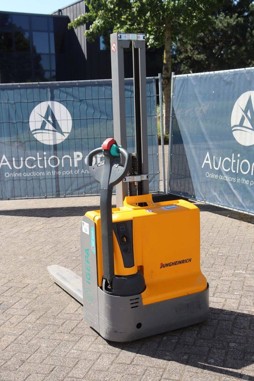 Stacker Jungheinrich EMC 110 Electric 1000kg 2020