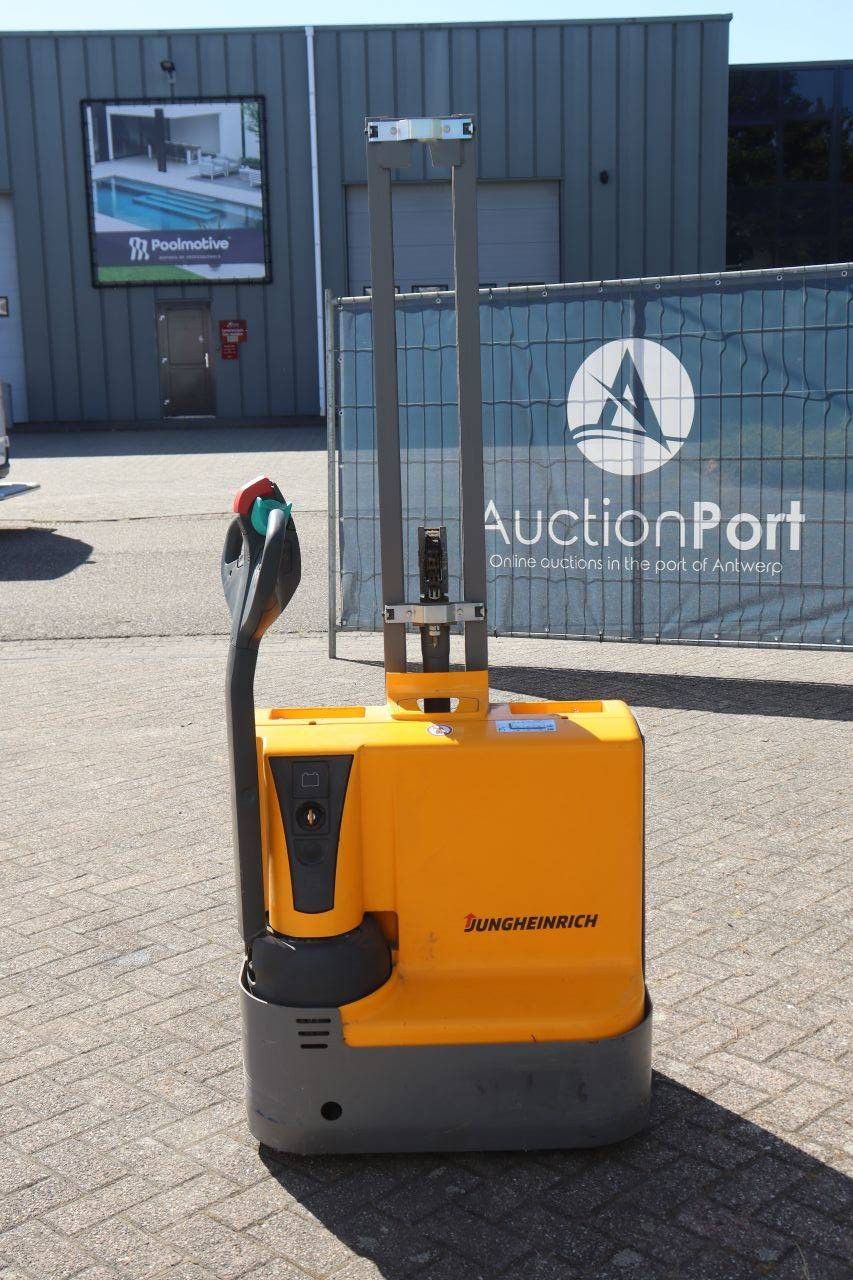 Stacker Jungheinrich EMC 110 Electric 1000kg 2020