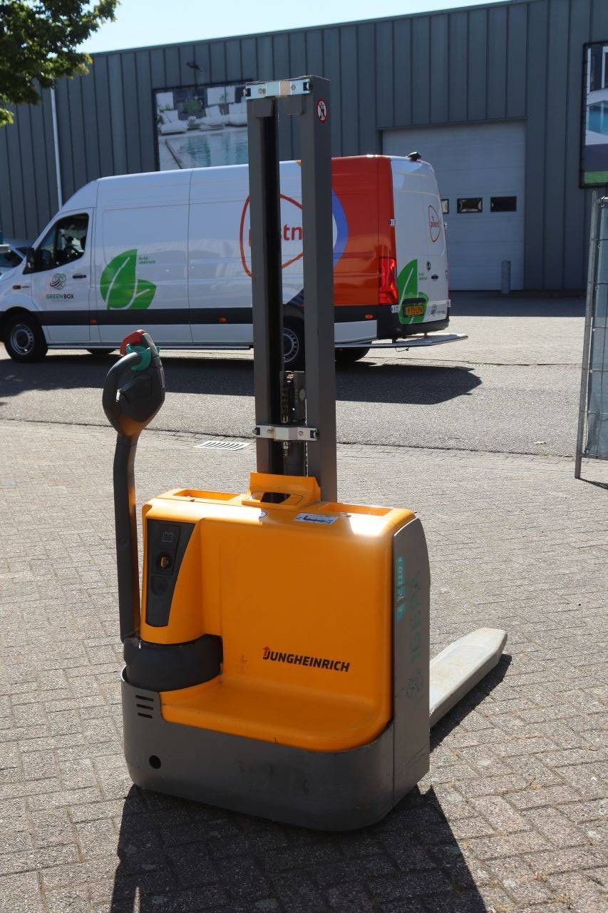 Stacker Jungheinrich EMC 110 Electric 1000kg 2020