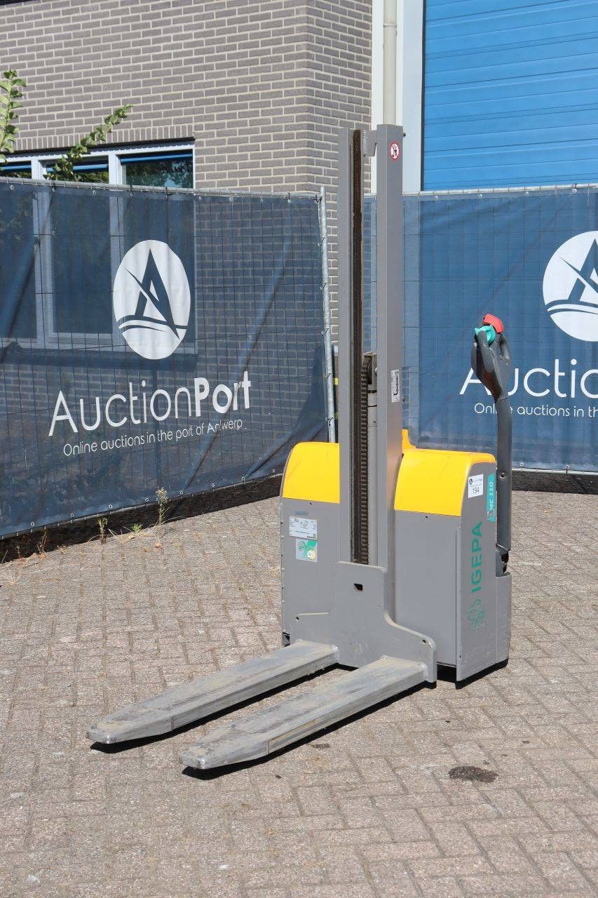 Stacker Jungheinrich EMC 110 Electric 1000kg 2020