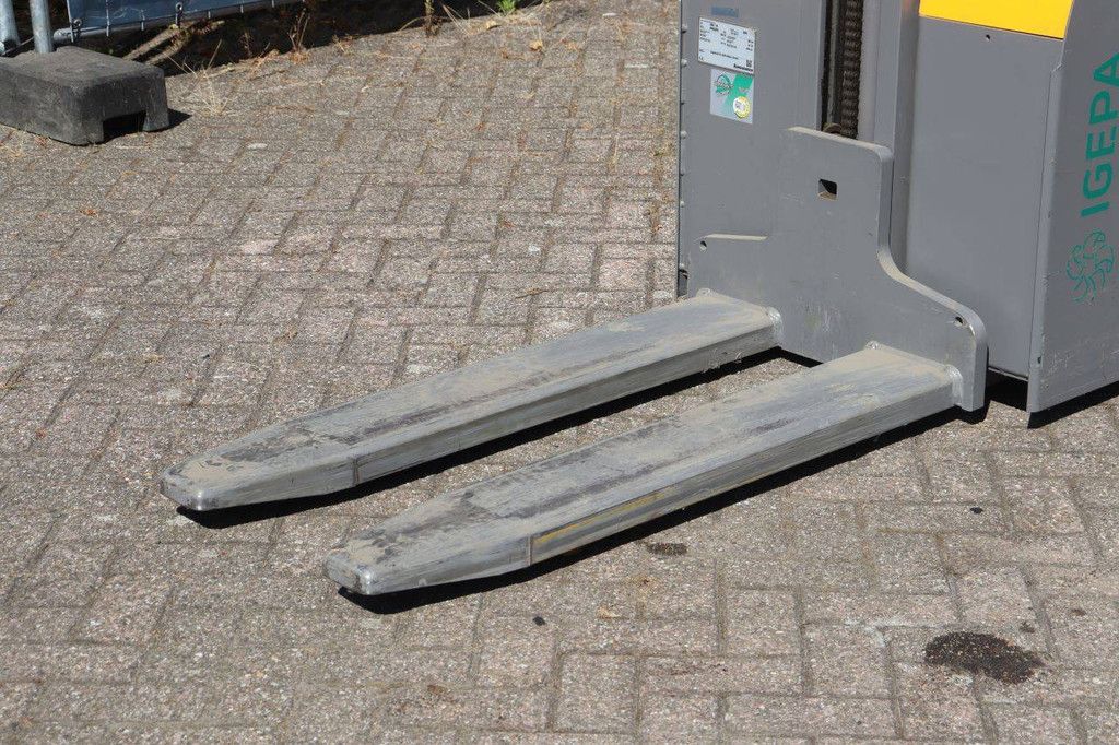 Stacker Jungheinrich EMC 110 Electric 1000kg 2020