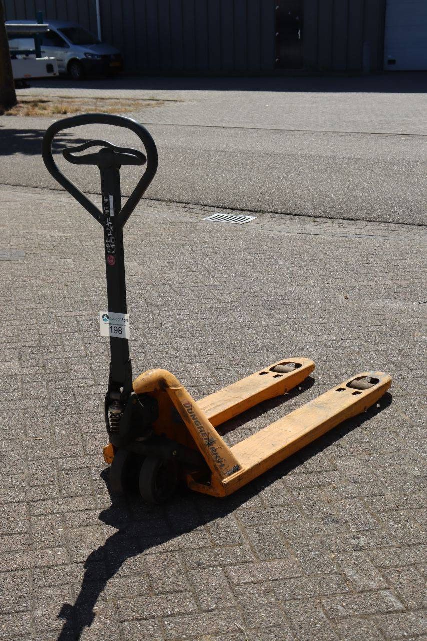 Jungheinrich AM 22 Manual Pallet Truck 2200kg 2018