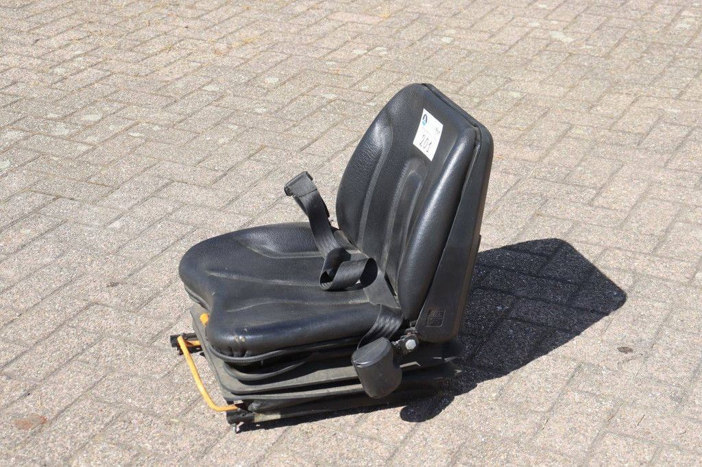 Machine chair