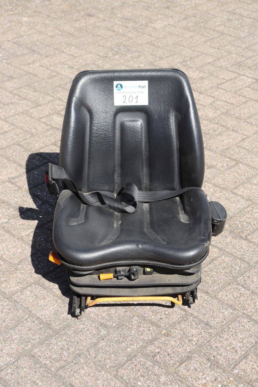 Machine chair