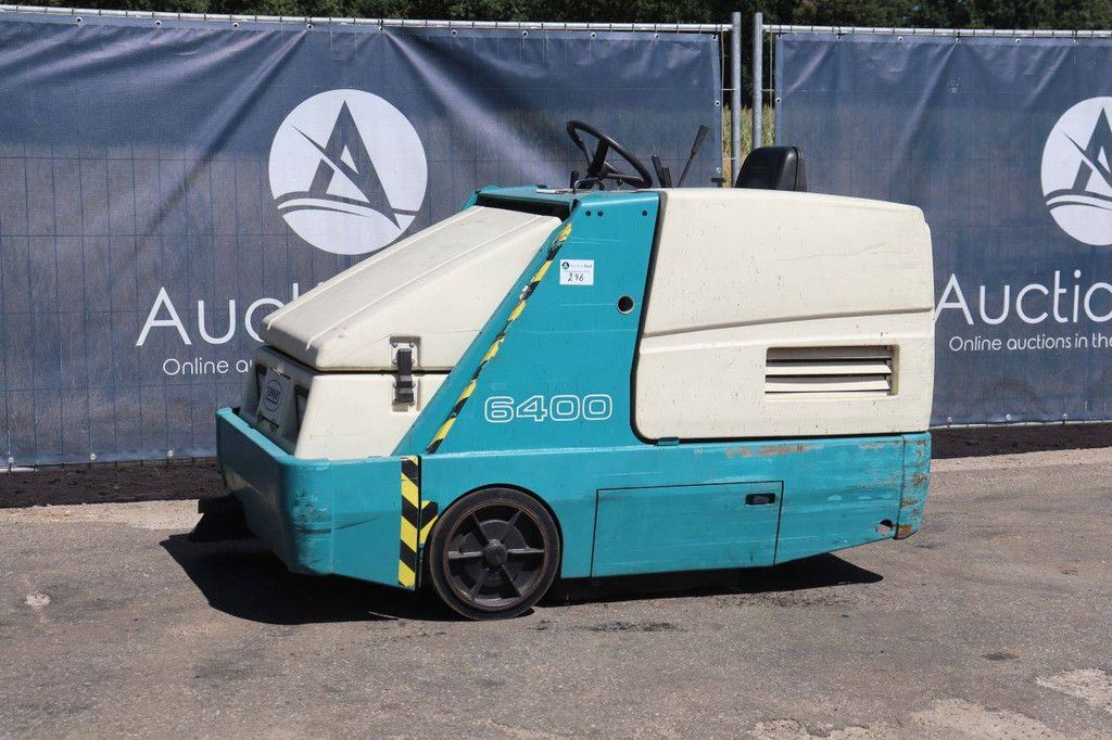 Kehrmaschine Tennant 6400 Diesel 12kW 2002